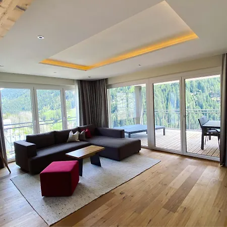 Zirben Luxus Mit Und Pool Direkt In Kappl Aparthotel Landeck