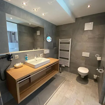 Aparthotel Neu Zirben Luxus Mit Und Pool Direkt In